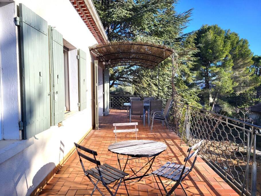 Ferienhaus Maison Avec Piscine Chauffee, Centre Village *